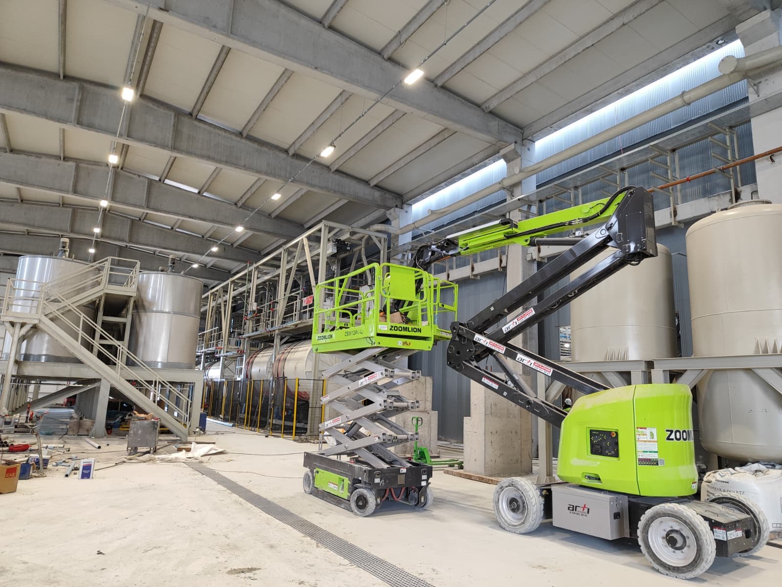 Boom tip platform ile saha çalışması